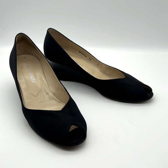 Black Open Toe Wedges - Picture 1 of 5